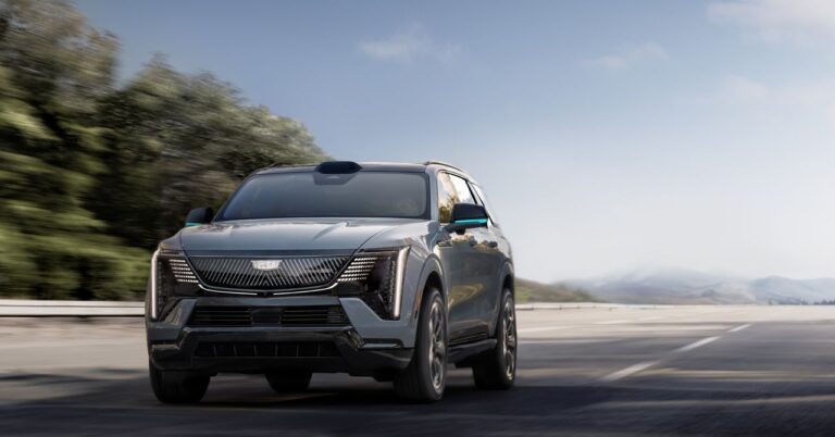 Cadillac-Escalades-Eyes-Off-Driving-Gear-Cadillac-Escalade-IQL-1.jpg